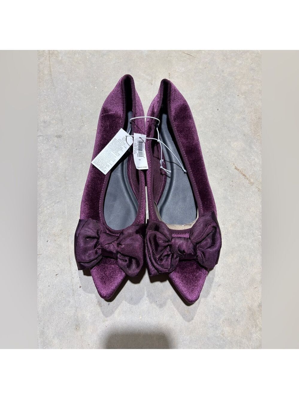 Old Navy Christmas Holidays Velvet Pointed-Toe Bow Ballet Flats NWT 8.5 Formal - Picture 5 of 8